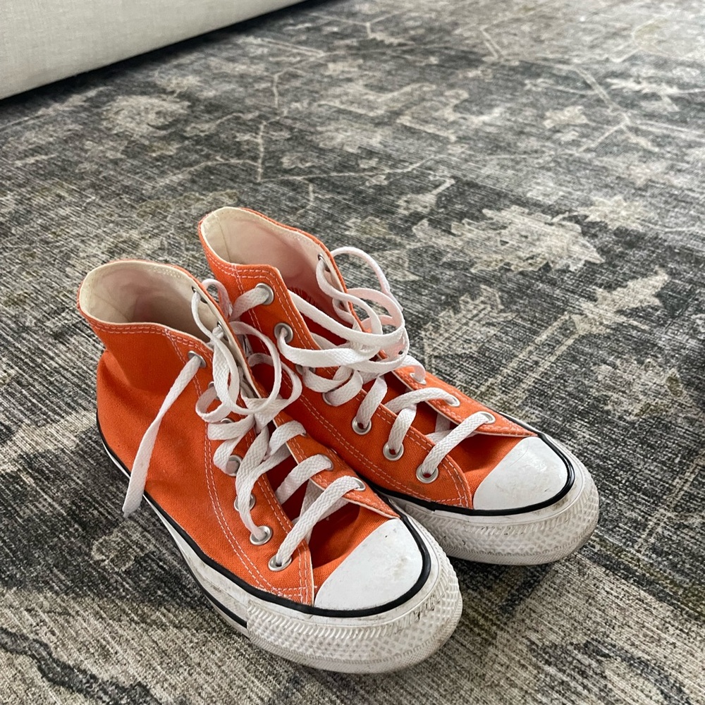 Orange converse 6.5